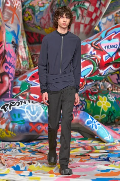 Look 31